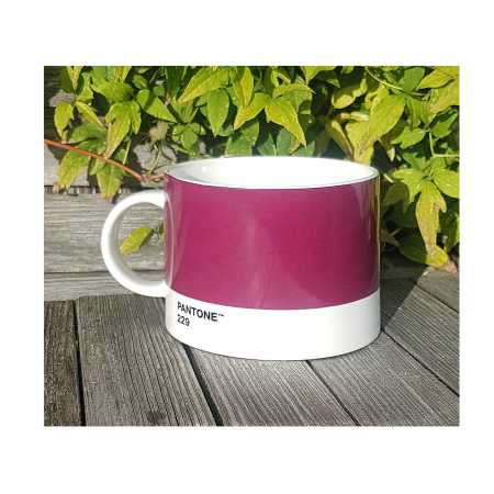 Porzellan Becher mit Pantone Farbe Aubergine